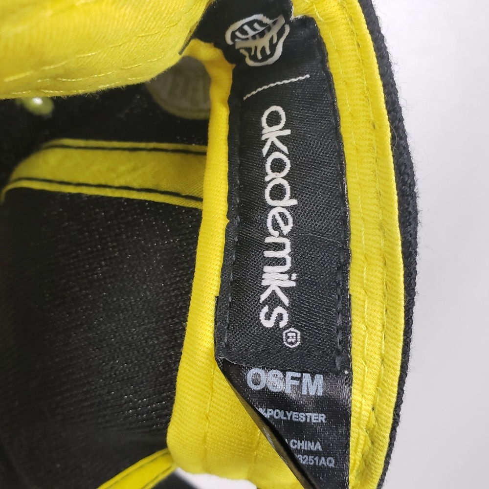 Akademiks Face Cap - Picture 6 of 6